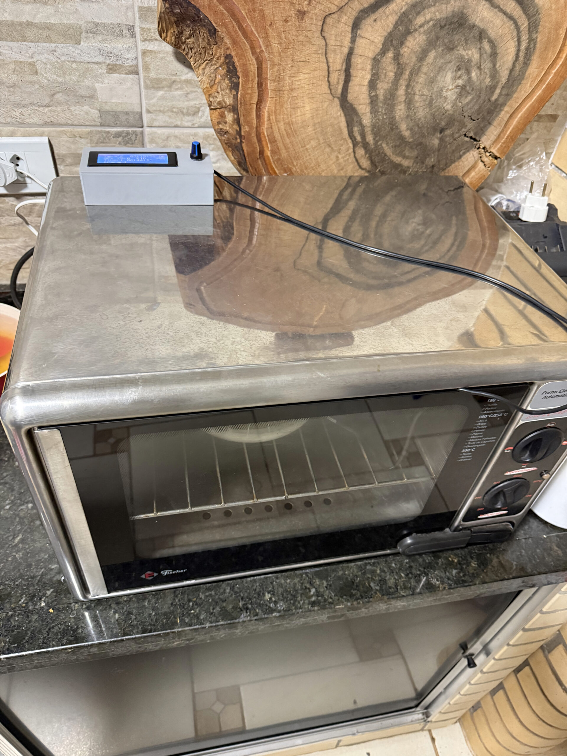 Forno elétrico com controlador PID instalado