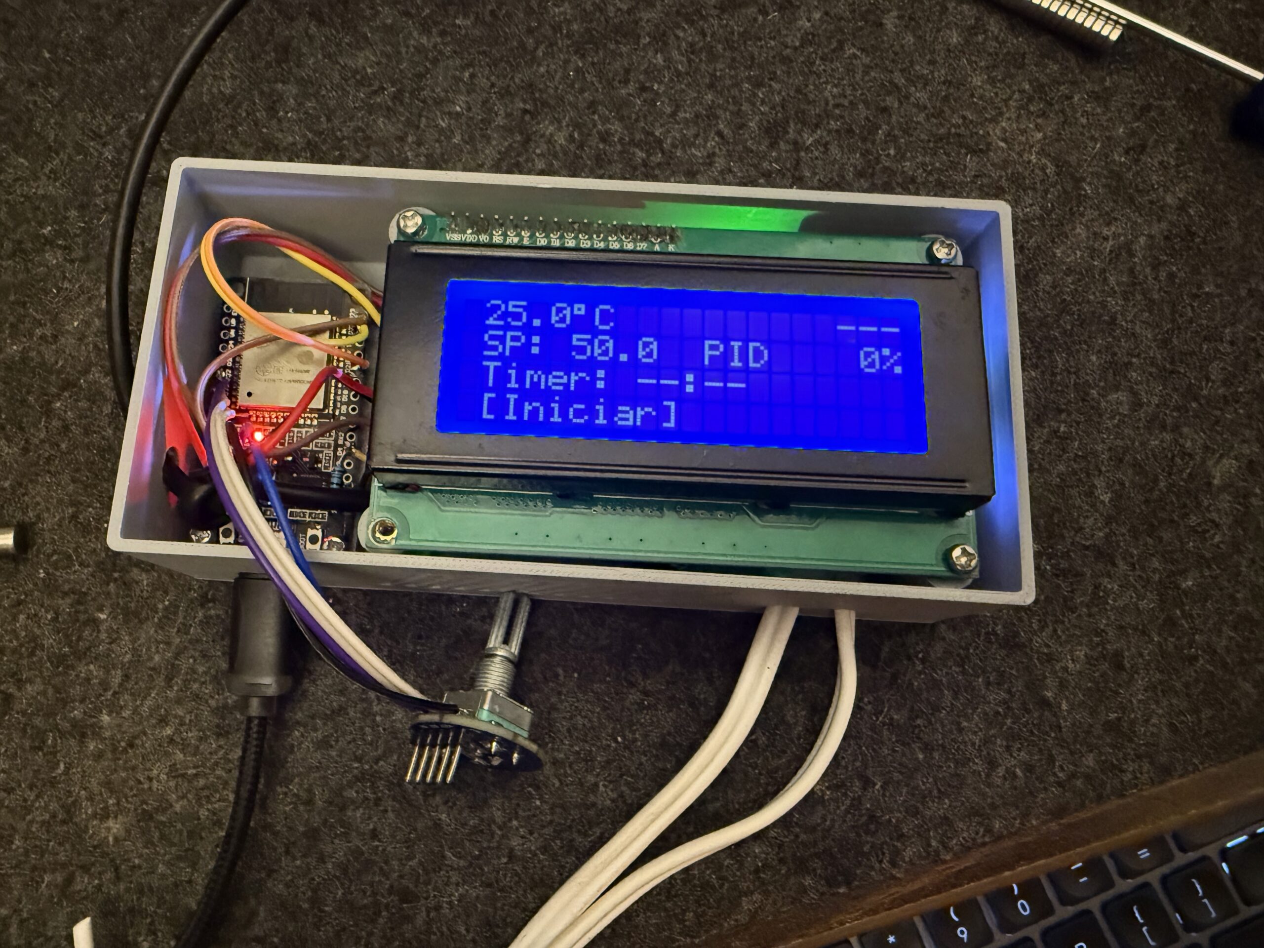 Controlador na bancada com LCD encoder e ESP32